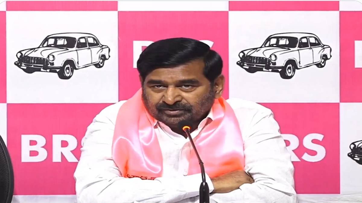 హైదరాబాద్‌లో గణేశ్‌ నిమజ్జన శోభాయాత్ర నిన్నటి నుంచి ఎంతో ప్రశాంత వాతావరణంలో
